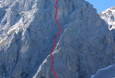 Gimpel N Wand mit Route Schrei aus Stein