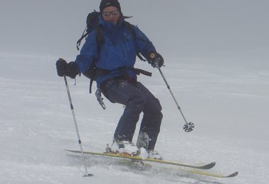 Rasante Skiabfahrt durch die Lenin-Nordwand. Foto: Archiv Stitzinger
