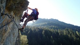 Nach der Plattenquerung kommt noch eine schwere Wand