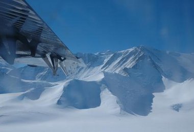 Im Anflug auf den Mount Vinson