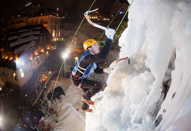 Georg Santner an der Eiswand