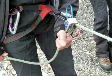 Rettungstechnicken am Fels © Birgit Aschenbrenner