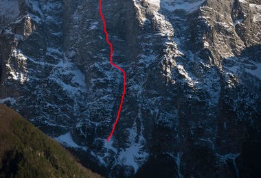 Loska Stena mit Routenverlauf (c) Peter Ortner