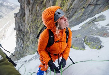 Eiger Nordwand Light Down IN Hooded Jacket