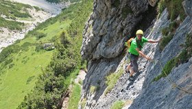 Die tolle raue Rampe in der dritten Seillänge.