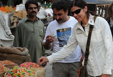 Im Bazar von Rawalpindi © Ralf Dujmovits www.amical.de