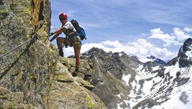 Ausgesetzte Querung mit toller Aussicht - Kleinlitzner Klettersteig