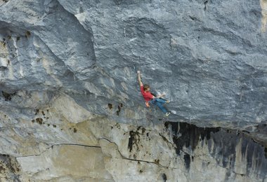 Jakob Schubert in "Weisse Rose" 9a  (c) Alpsolut/FlorianMurnig