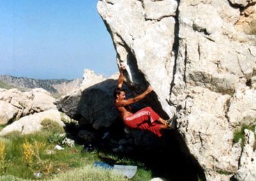 "The Edge" Feslekan-Yayla