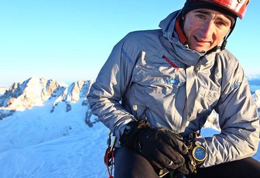 Ueli Stoppt die Uhr bei exakt 2:11 min © Jonathan Griffith