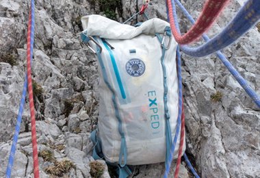 Beim alpinklettern, mal steil, mal flach, mal am Seil, mal am Rücken. (c) Stefan Brunner