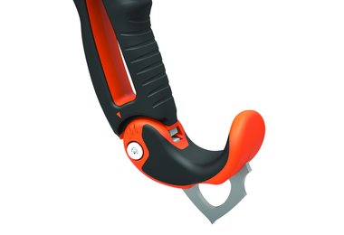 Petzl Nomic 2018 - Die ergonomisch geformte GRIPREST NOMIC-Fingerauflage mit drei Einstellpositionen passt sich jeder Handgröße an. Kompatibel mit der elastischen Fangleine V-LINK.