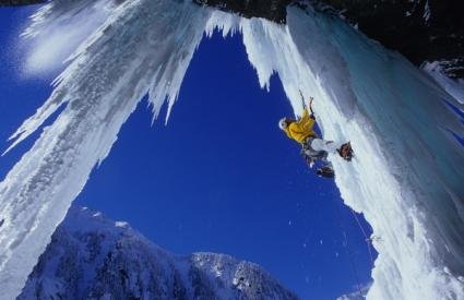 Albert Leichtfried beim Klettern im Zillertal - Foto: Hermann Erber