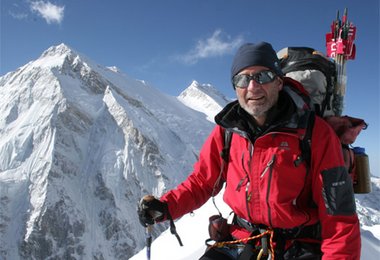 Andrew auf zweiter Akklimatisationstour; Foto: Veikka Gustafsson