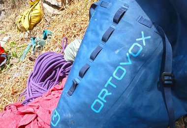 Der wasserdichte und sehr robuste Trad 30 Dry von Ortovox
