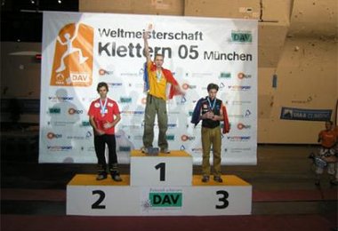 Sieger Tomas Mrazek, links Patxi Usobiaga und rechts Alexandre Chabot