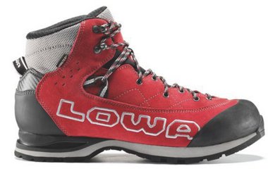 Neuer Mid cut Approachschuh der eine sehr gute Stabilität und optimale Passform bietet.