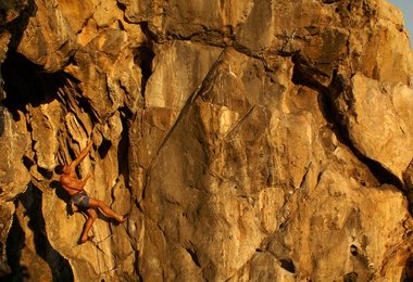 Chiang Mai - Crazy Horse Buttress - Josh Morris - Dangerous Joy - 6c