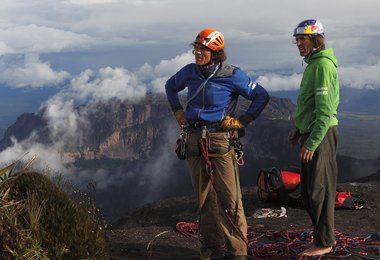 Holger Heuber, Stefan Glowacz auf dem Gipfel des Roraima Tepuis November 2010 @ Klaus Fengler