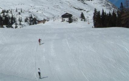 Tourengehen im Bereich von Skipisten soll gebührenpflichtig werden.