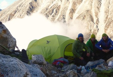 Hochlager Little Konka (c) Simon Gietl, Daniel Tavernini, Vittorio Messini