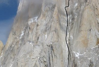 Supercanaleta (1,600m, TD+ 5.10 90°) in der Westwand des Fitz Roy.© Rolando Garibotti