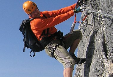 Mit dem Mammut Klettersteigset am neuen Berchtesgadener Hochthronsteig - Infos im neuen Klettersteigführer Österreich unter www.alpinverlag.at