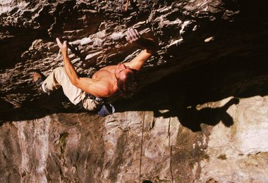 Armin Buchroithner  klettert „Lovebox“ 8c+