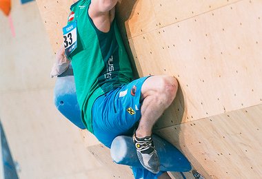 Anna Stöhr gewinnt Boulder-Auftakt