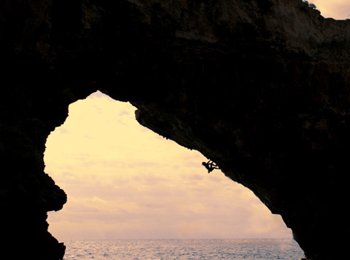 Chris Sharma in Es Pontas 9a+/9b © bigupproductions