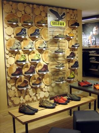 Pefektes Innendesign der Salewa Stores