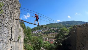 Die oberen Brücken im Kessel - Athletic-Variante (D/E) - Ferrata Roche du Dade