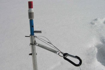 Auch das Aufstellen eines "Eisbärenzaunes" wurde trainiert....