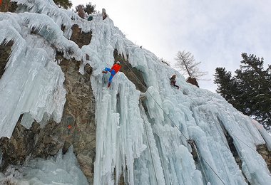 Freies Klettern im Eispark Osttirol