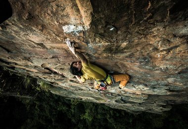 Abond giving everything to execute the final hard moves of Kungfu Emperor (5.13c) (c) adidas Outdoor / Frank Kretschmann 
