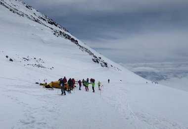 Checkpoint im Sattel auf 5300 m (c) Andreas Jentzsch