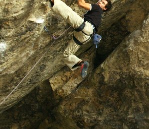 Schwere Neutour im Zigeunerloch bei Graz